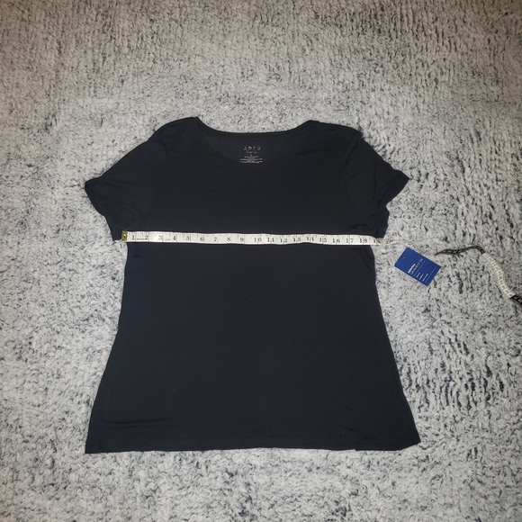 Apt 9 crew neck black t-shirt - Picture 6 of 11